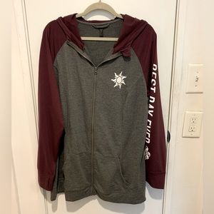 Tangled zipper sweatshirt